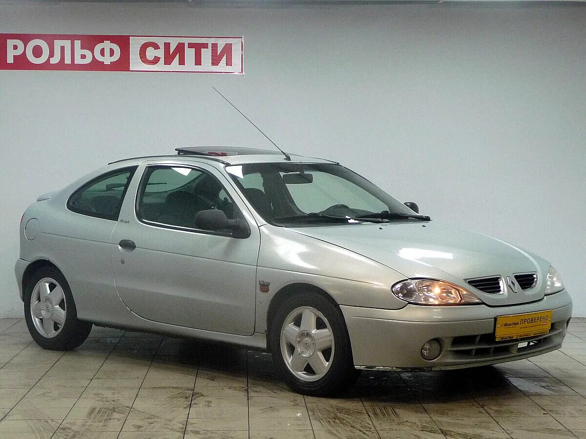 Renault 2000 года. Renault Megane 2000. Рено Меган 2000 1.6. Рено Меган купе 2000. Рено Меган купе 2000 года.