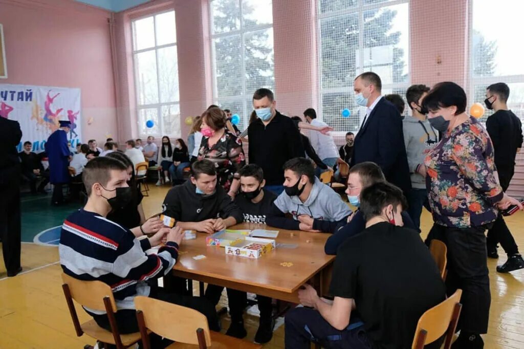 Павловский техникум профессиональных технологий. Павловский колледж с верху. Студентов отмечают на паре. МРЦ колледж Павловск ЛВЦ. Сайт павловского техникума воронежской