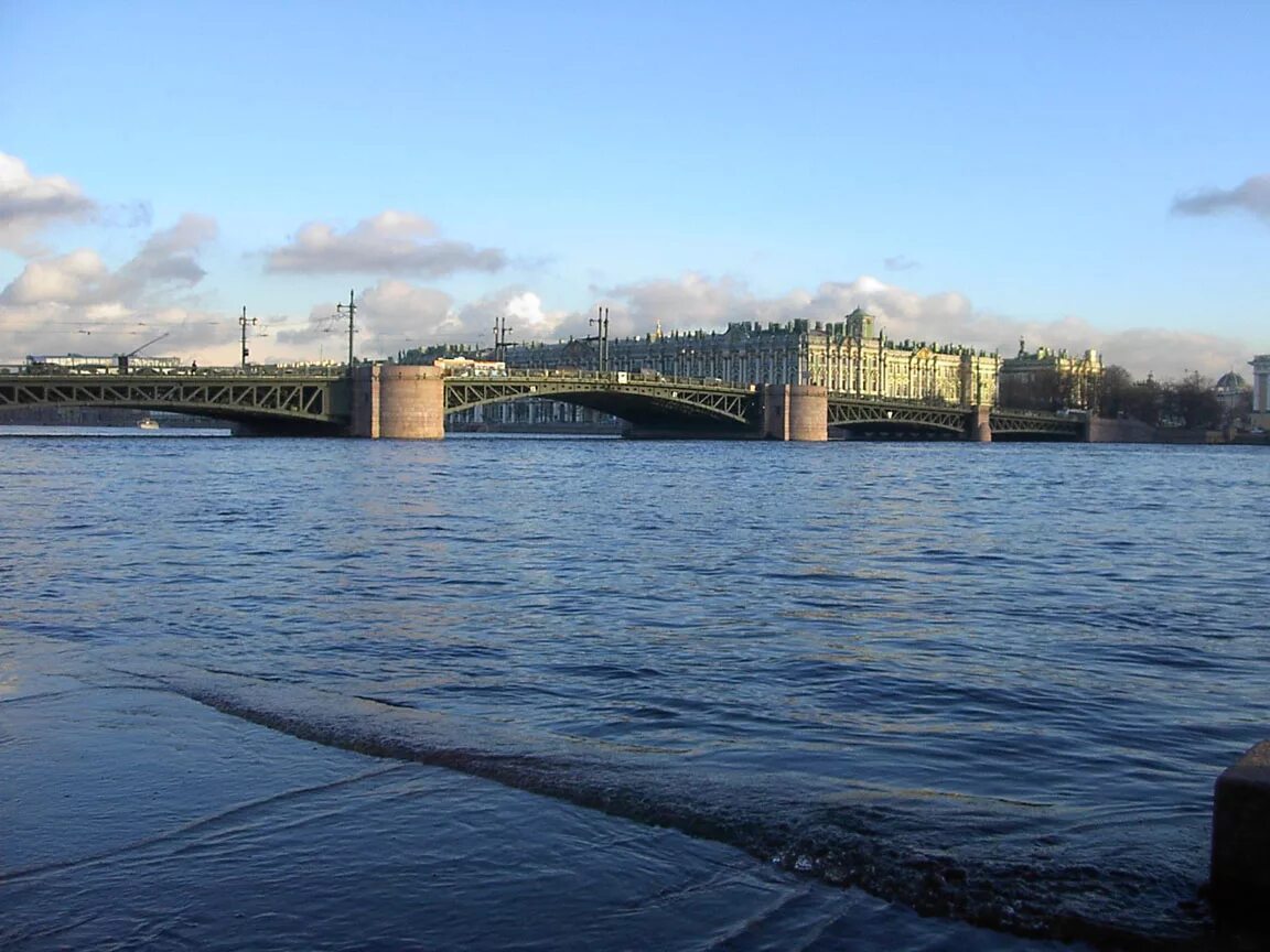 Ширина реки невы. Река Нева в Санкт-Петербурге. Главная река Санкт-Петербурга.