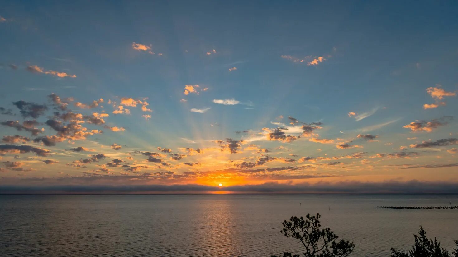 Что нашлось горизонт. Закат горизонт. закат в анапе. виды горизонтов с закатами. закат с заваленным горизонтом.