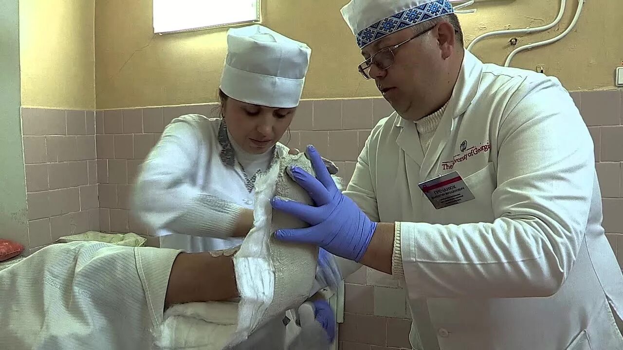 Травмпункт гипс. Гипсовая в травматологическом отделении. гипсовый техник в травматологии.