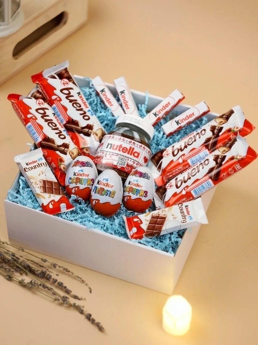 Сердце из киндер шоколада. Подарочный набор kinder 14 сладостей. Киндер на 14 февраля. Kinder 14. Подарок девушке на 14 февраля киндер.