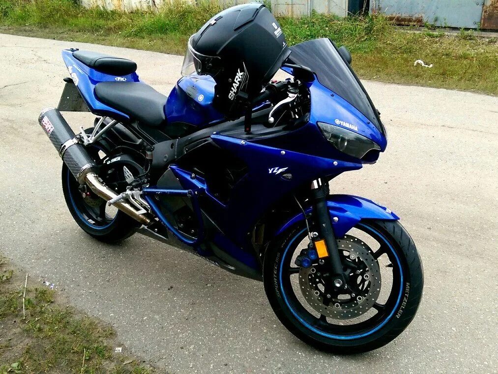 Yamaha r6 2000 черная. Р 6 сообщений. Yamaha yzf-r6. Ямаха yzf r7. Ямаха р6 черная.