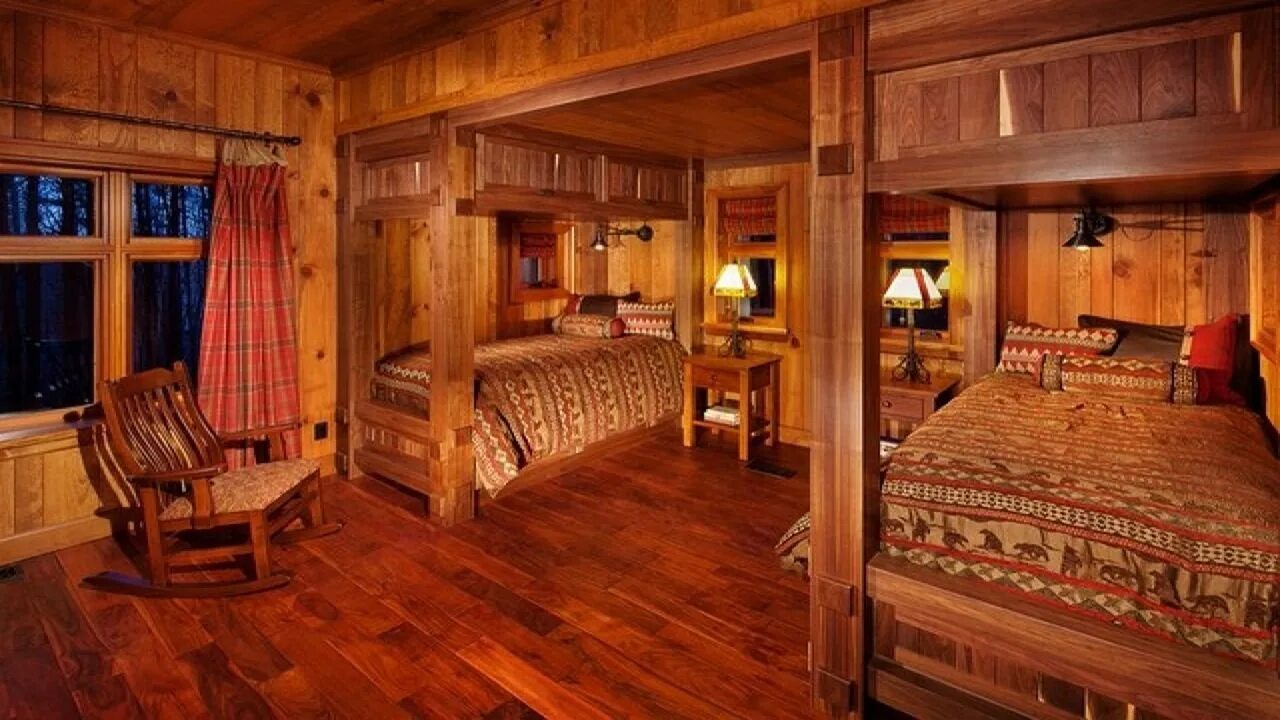 Деревенская комната. Спальня в деревенском стиле. Комната в древесном стиле. Комната в деревенском доме. Интерьер домика в деревне.