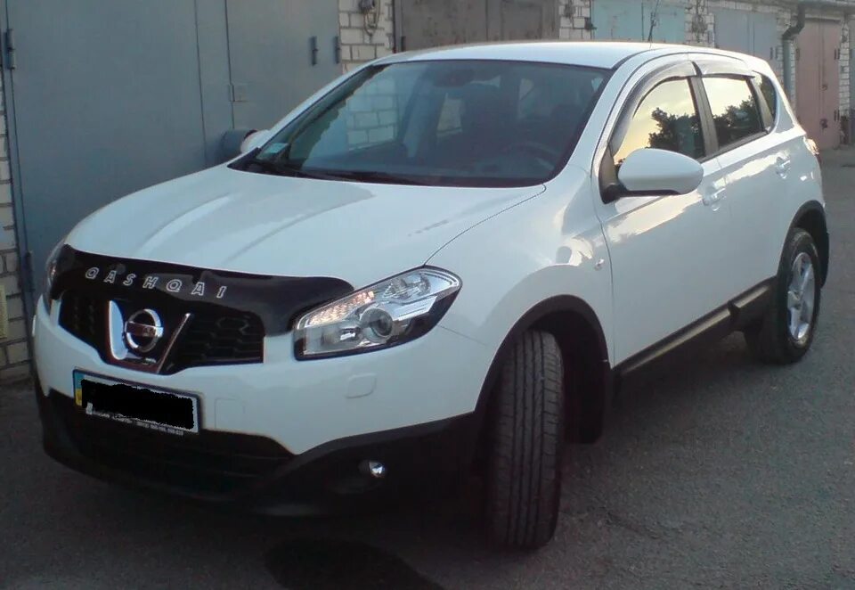 Куплю ниссан кашкай бу на авито. Nissan Qashqai +2 2012. Мухобойка Nissan Qashqai j10. Мухобойка Ниссан Кашкай 2012. Nissan Qashqai j11 белый мухобойка.