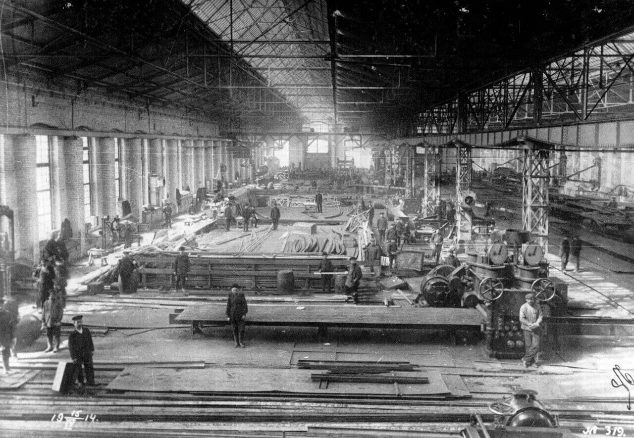 оптический завод петроград 1917. путиловский завод в петрограде. заводы петрограда. путиловский завод в петербурге 1917. путиловский завод в 19 веке.