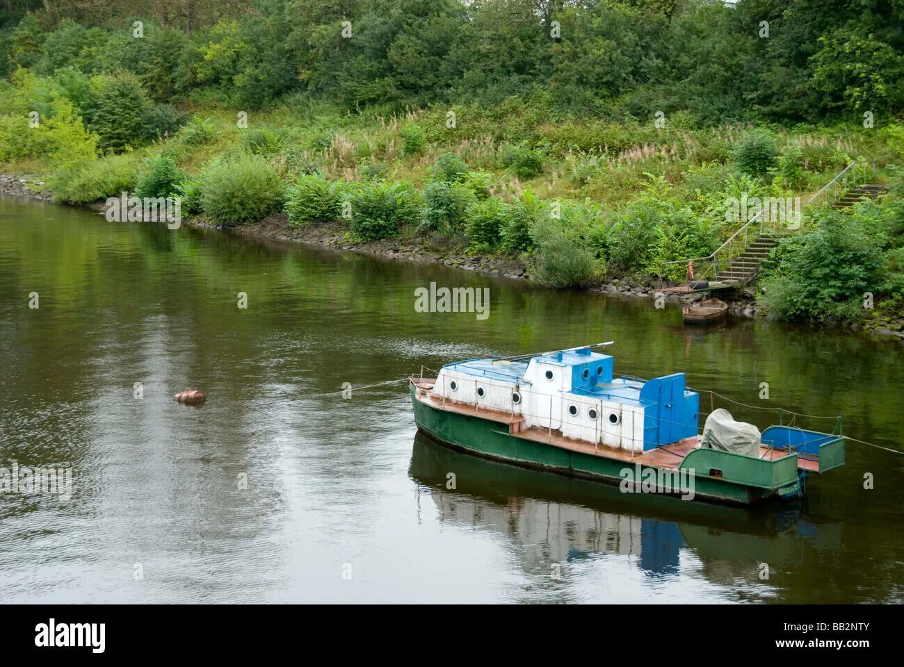 Речные силы. Теплоход Барракуда Самара. Барракуда Самара судно. Затонувший теплоход «Барракуда». Барракуда корабль.