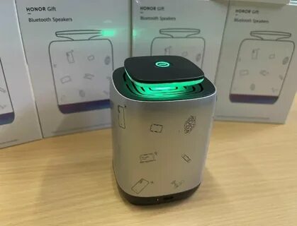 Honor portable bluetooth speaker
