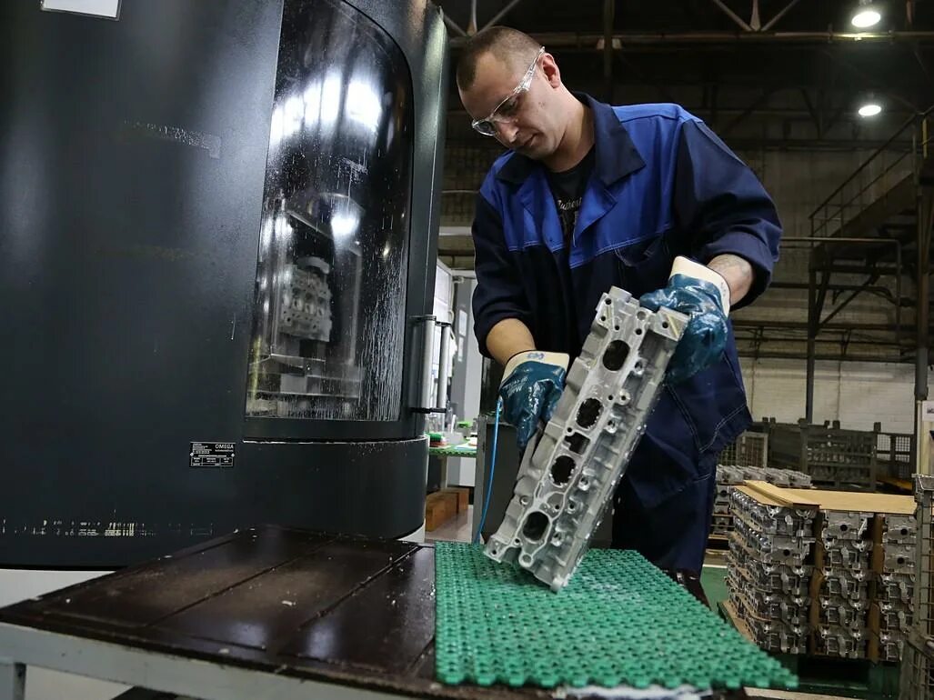 Завод лукойл нижний новгород. Промышленность нижегородского края. Промышленность нижнего новгорода нижегородский. Нижегородский промышленность. Автомобилестроение в нижегородской области.