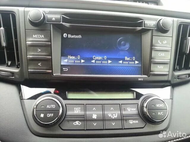Как снять магнитолу рав 4 2017 Замена магнитолы Toyota RAV4 (III), 2 л, 2010 года автозвук DRIVE2