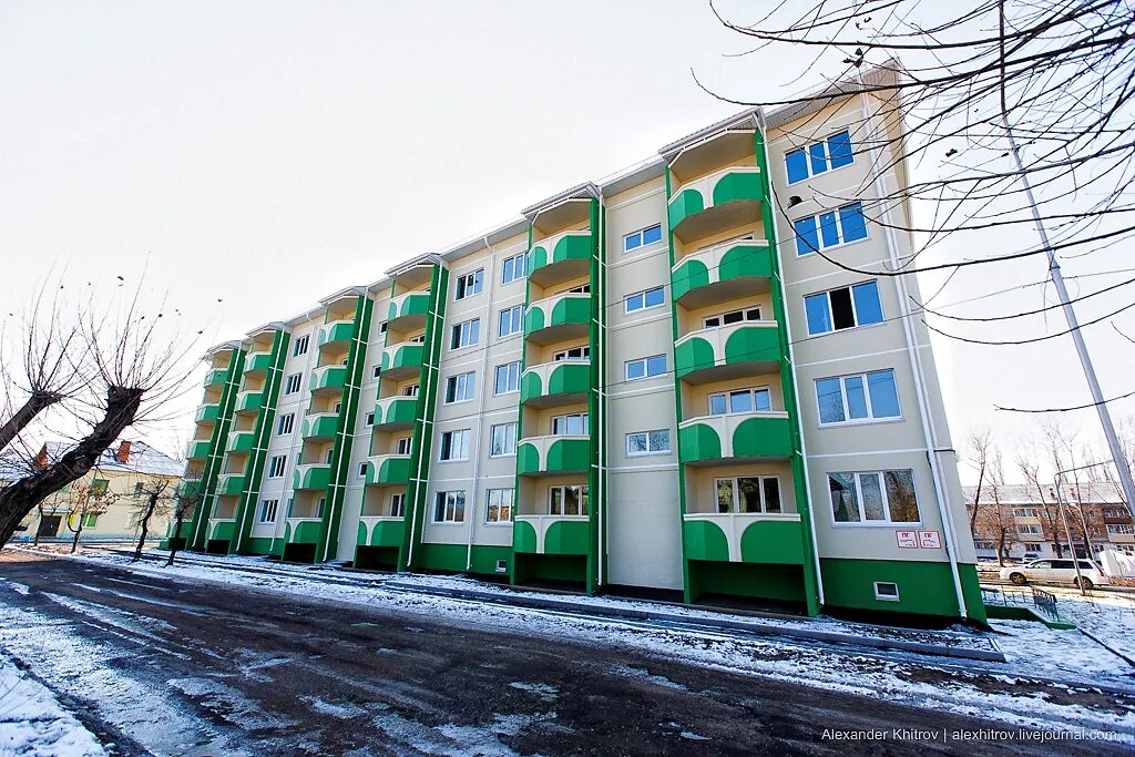 Фарпост работа арсеньев. Работа в арсеньеве на форпосте. Хуторская 12 екатеринбург. Музей счастья новосибирск. Пионерский лагерь ссср комната.