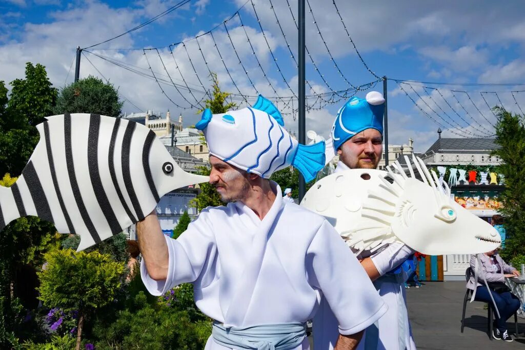 Фестиваль рыбы. Рыбная неделя в Москве. Фестиваль Рыбная неделя в Москве. Рыбная неделя площадь революции. Рыбная неделя 2024