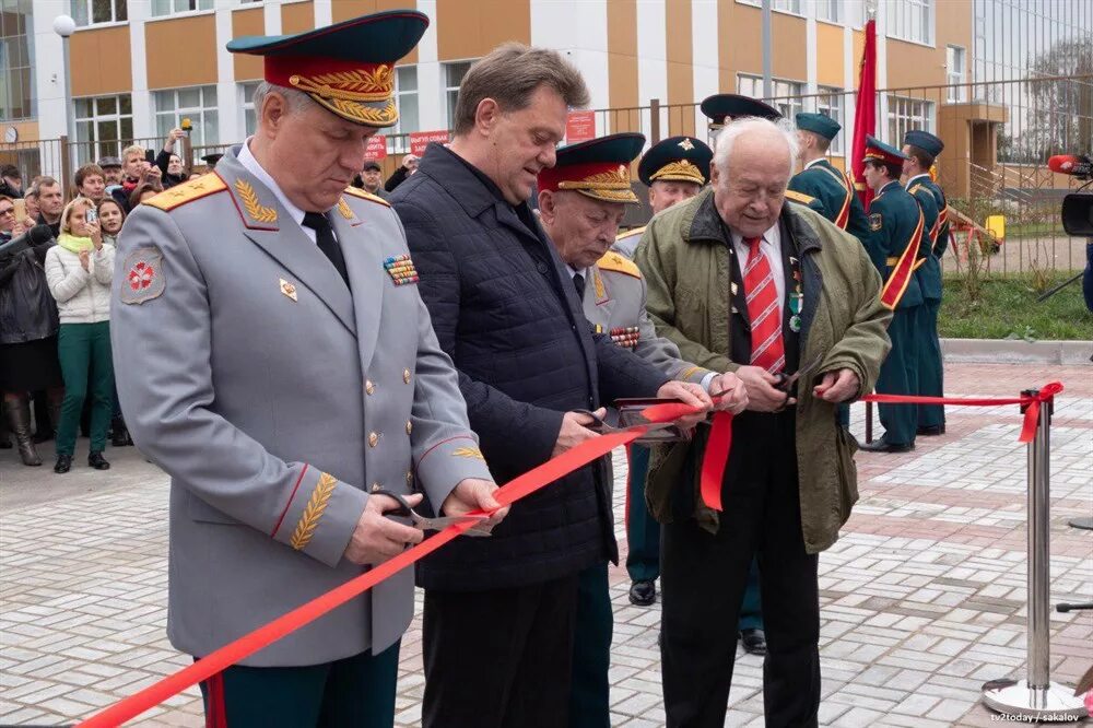 Здание училища связи томск. Губернская мужская гимназия томск. Училище связи томск. Военно медицинский институт томск. Тввкус томск.