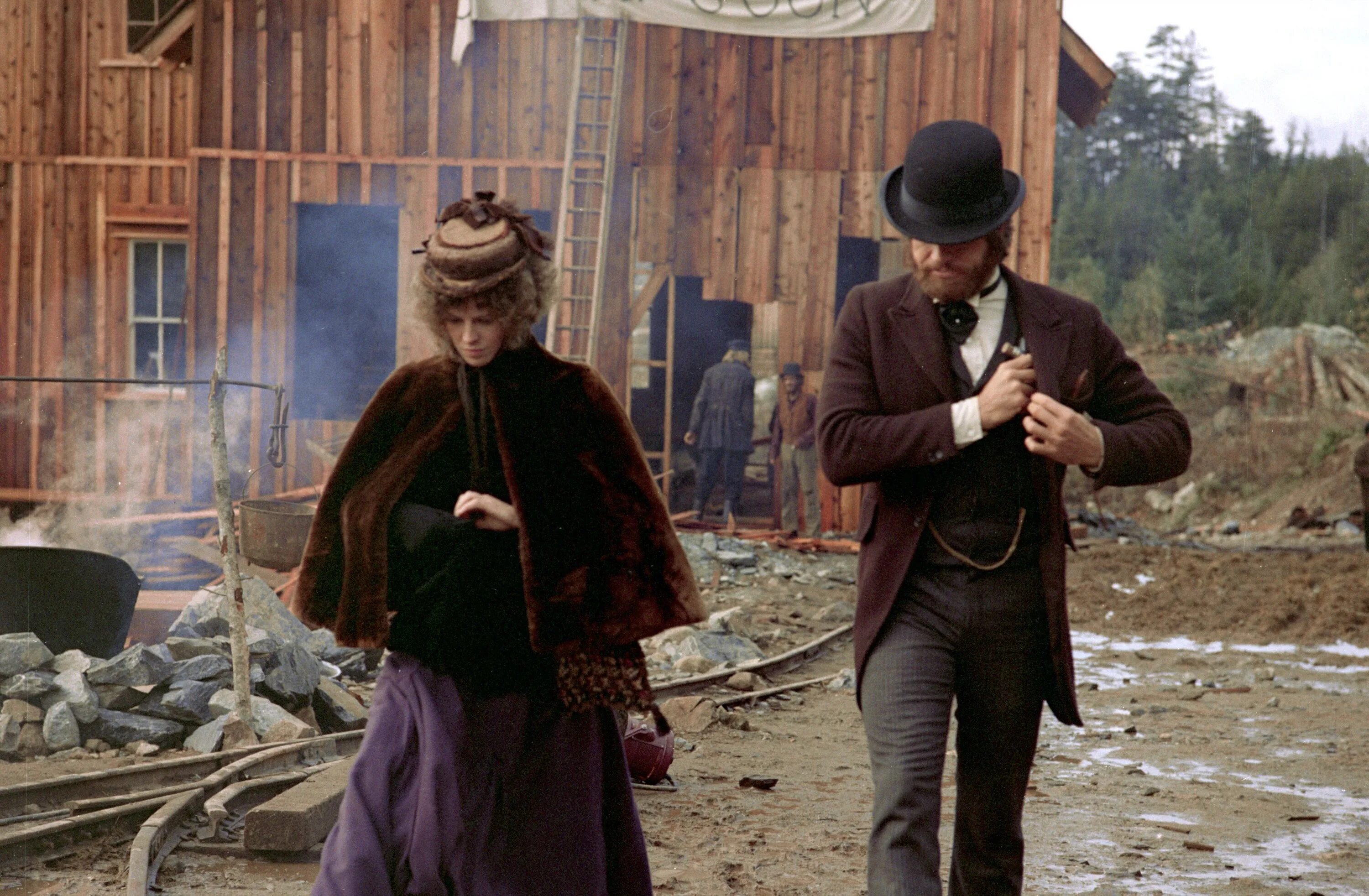 MCCABE and Mrs Miller 1971. MCCABE & Mrs. Miller. Маккейб и миссис Миллер. Миссис миллер