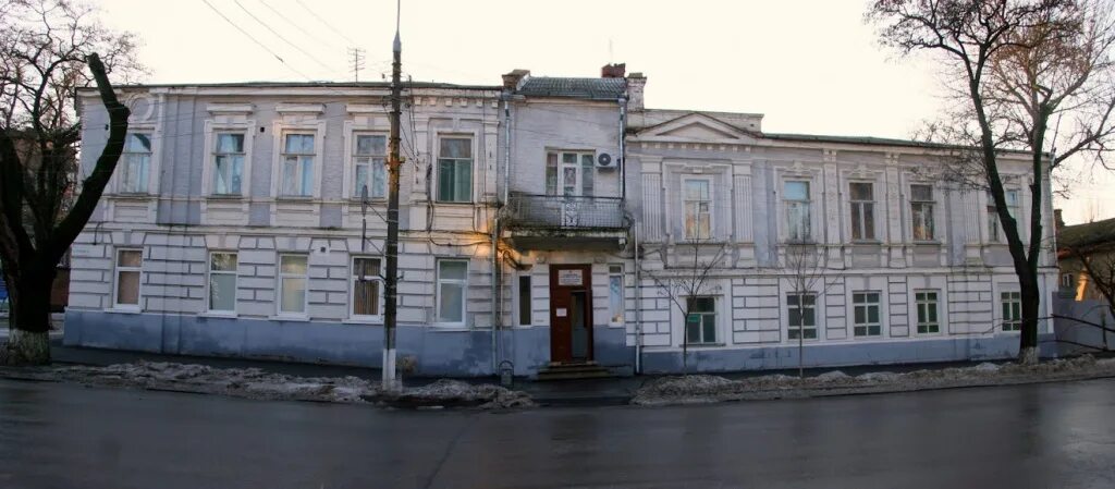 Больница Водников Таганрог. Больница Водников Таганрог заброшенная. Таганрог Греческая 41 больница. Поликлиника Водников Таганрог Греческая.