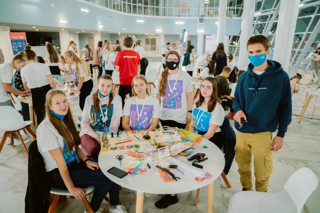 Айти перемена конкурсы. Большая перемена финал 2020. Большая перемена артек 2022. Большая перемена конкурс 2020 артек. Полуфинал большая перемена ярославль.