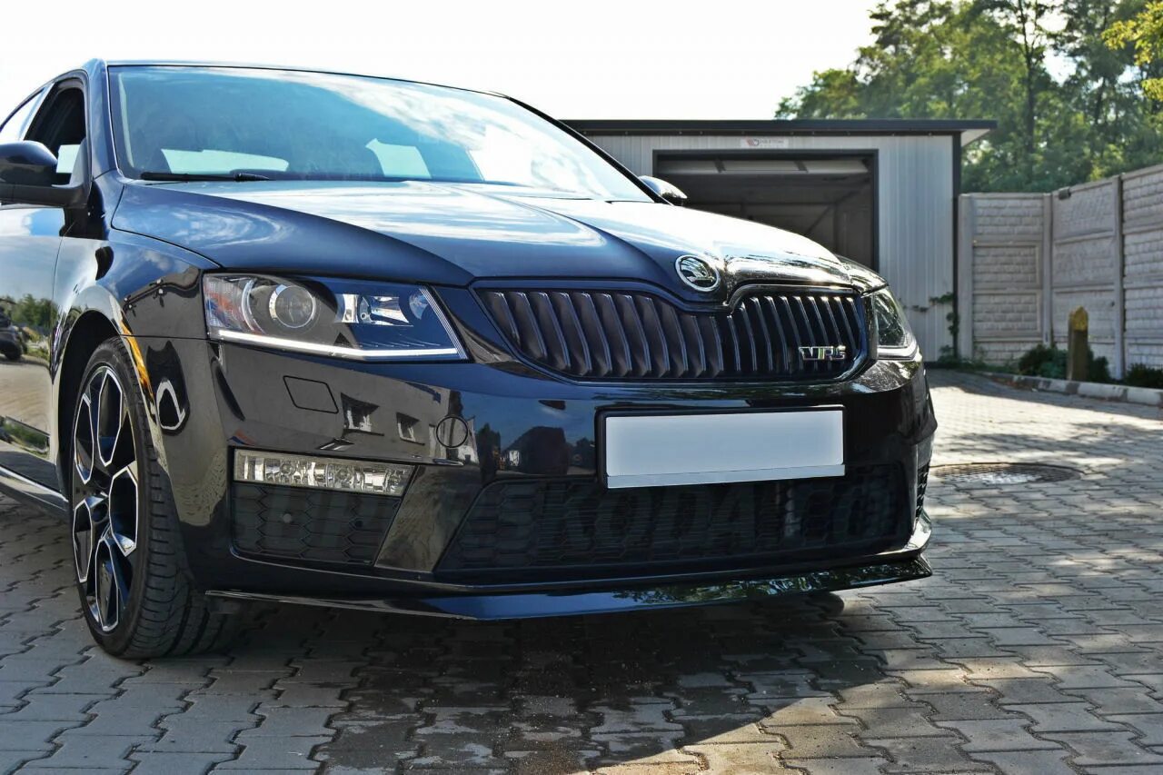 Skoda octavia rs a7 бампера. Skoda Octavia a7 RS черная. Бампер Skoda Octavia a7 RS. Skoda Octavia RS 2012 body Kit.