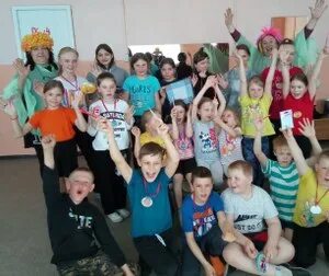 Весенние каникулы 2024 архангельск. Весенние каникулы 2022. Весенние каникулы 2024 архангельск. Объявление о мероприятиях на каникулах весенних. Весенние университетские смены рддм.