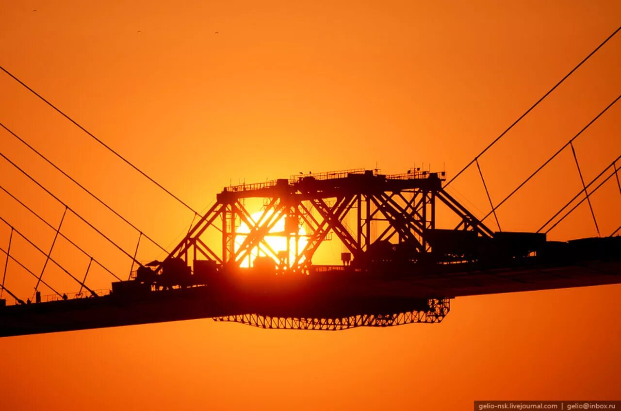 T me i am bridge