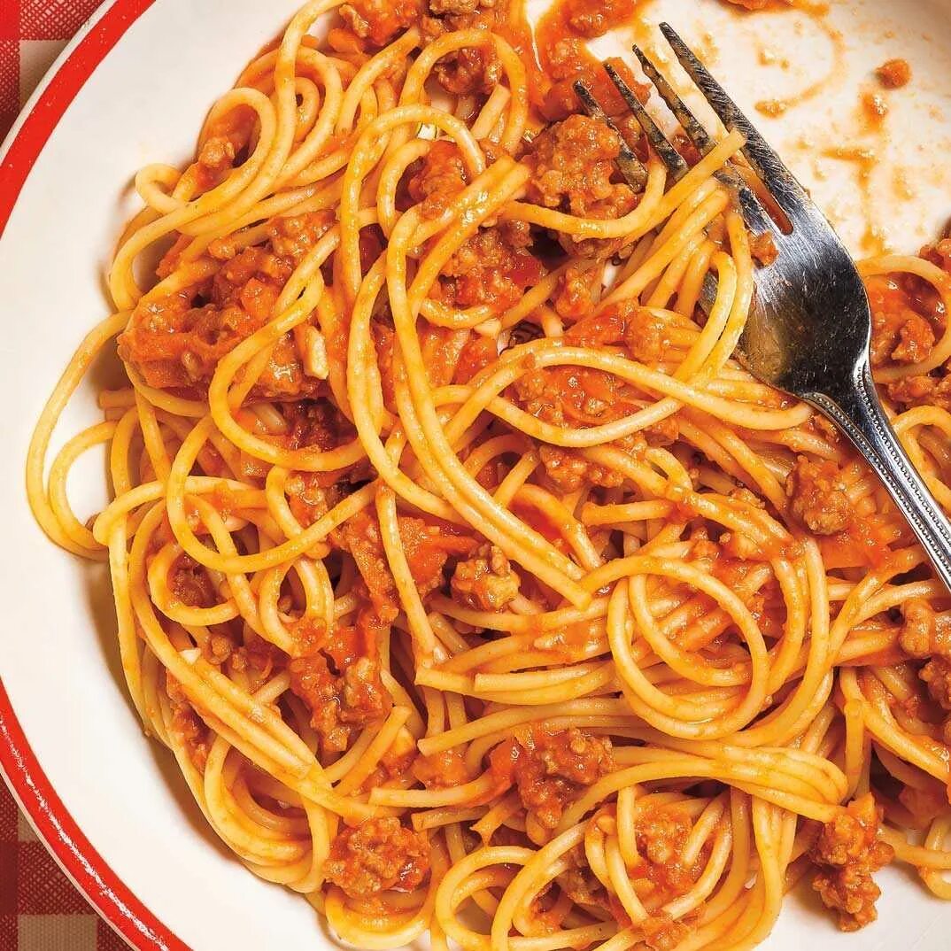 Технология варки макарон. Пошаговое приготовление спагетти. Спагетти пошагово. Пошаговое приготовление спагетти. Макароны по-флотски с фаршем на сковороде.