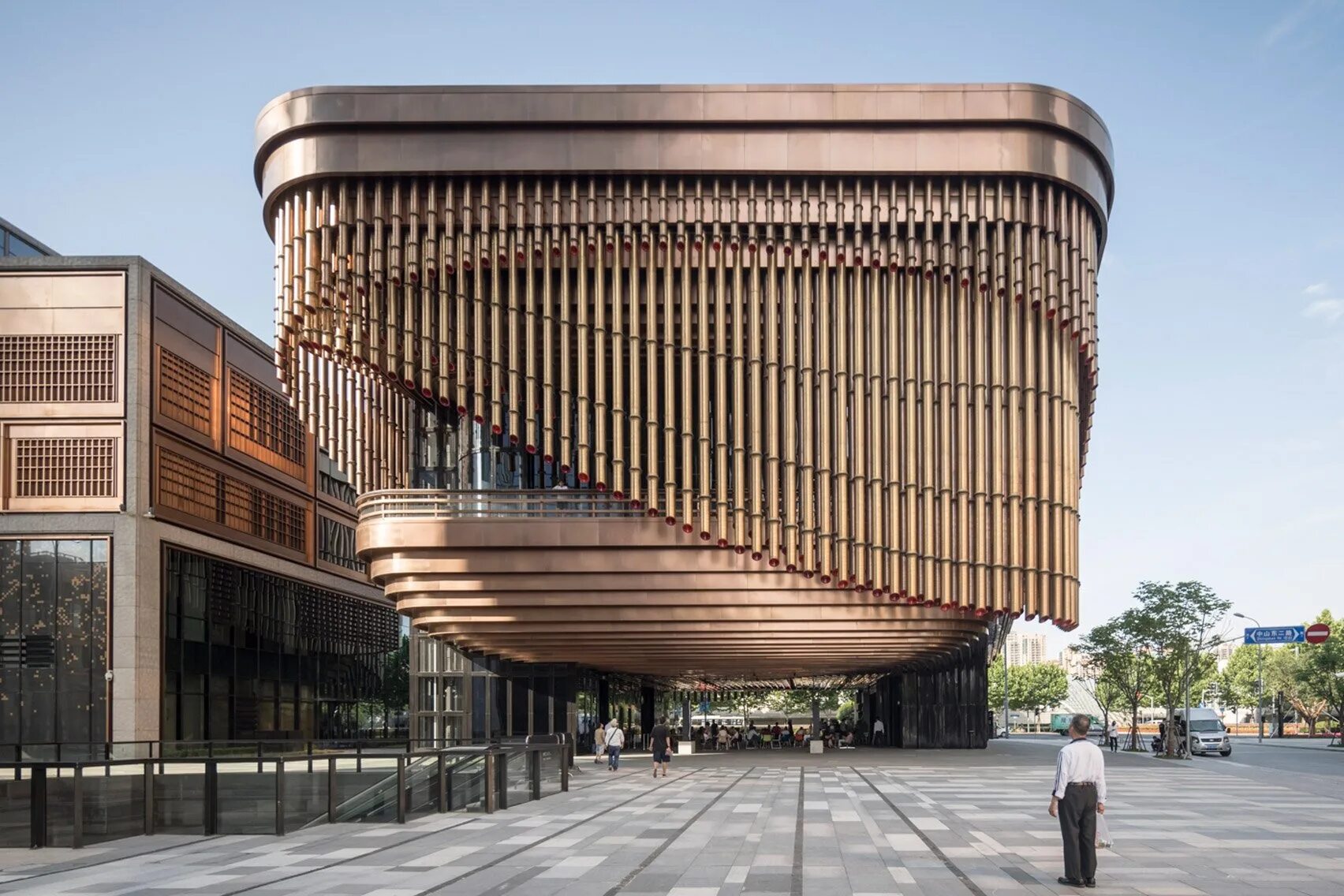 The Bund Finance Center от Нормана Фостера и Heatherwick Studio. Современные театры архитектура