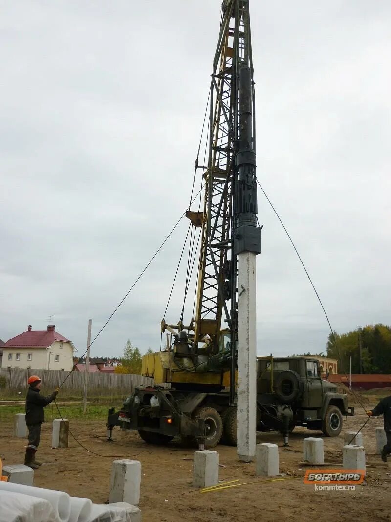 Копр выдача. Универсальный сваебойный агрегат уса-2. сваебойный агрегат (погружение свай l-14м) птс. универсальный сваебойный агрегат уса-2м. копр для забивки свай кн-500 hitachi.