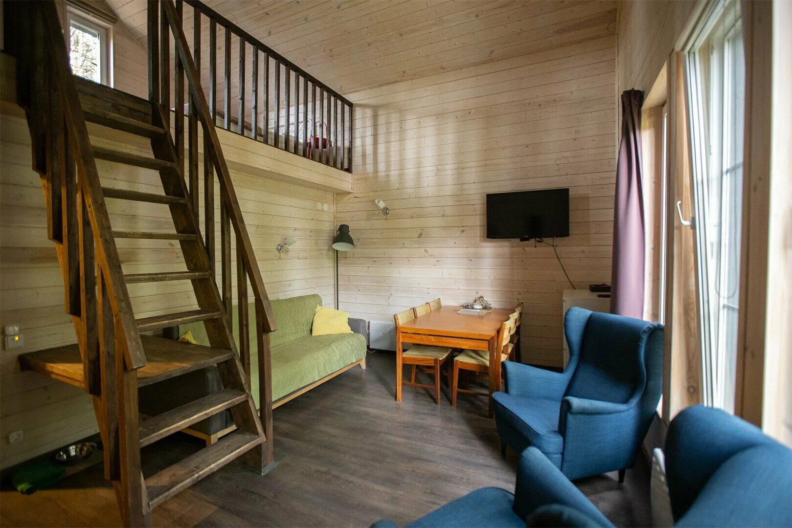 Скрытого дачи. Маленький сарай для дачи. Скрытого дачи болотов. Сарай из дпк fusion 757. Красивые хозяйственные постройки.