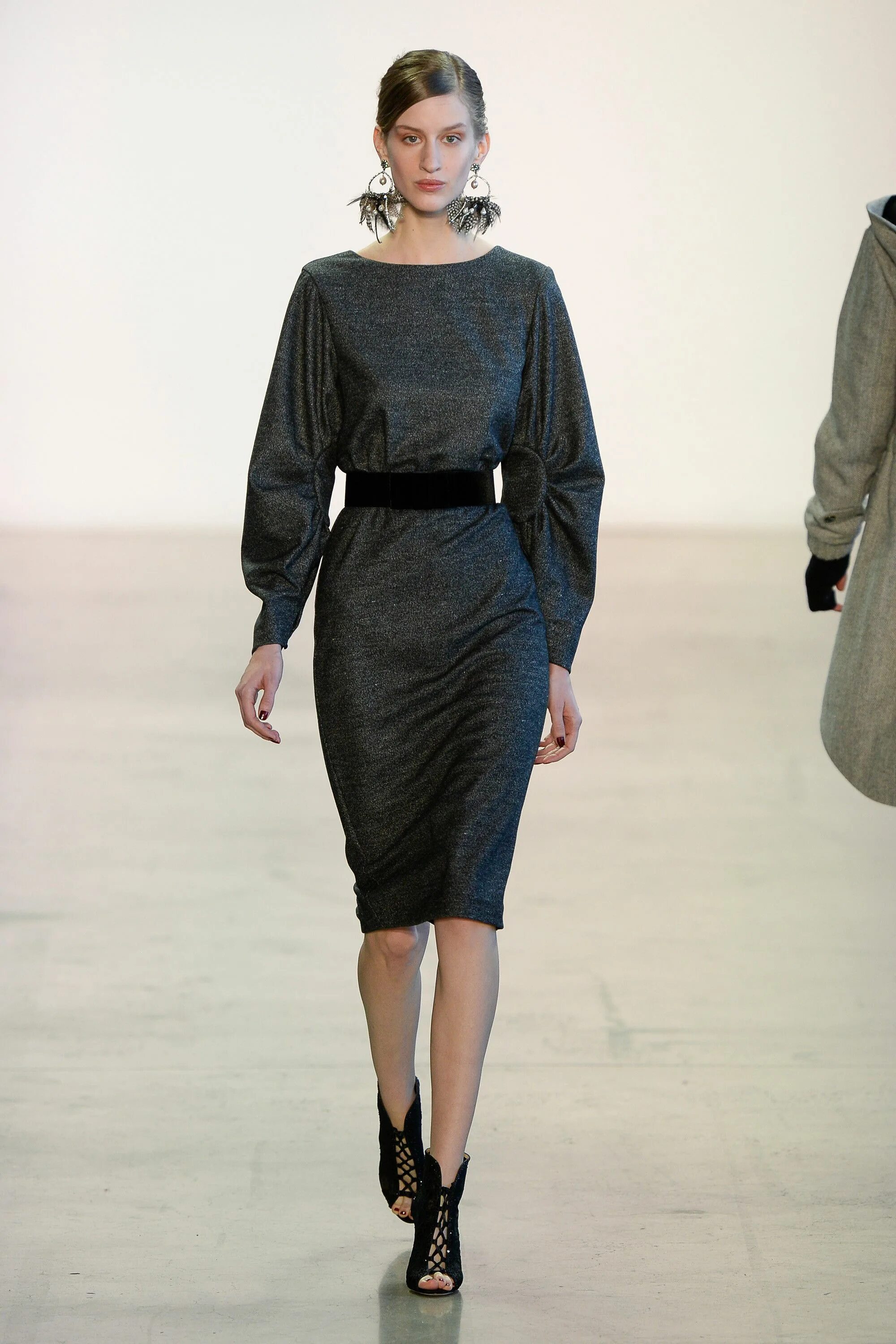 Платья на осень зиму. Платья осень зима. Платья на осень повседневные интересные. Платья осень зима. Платье на осень.