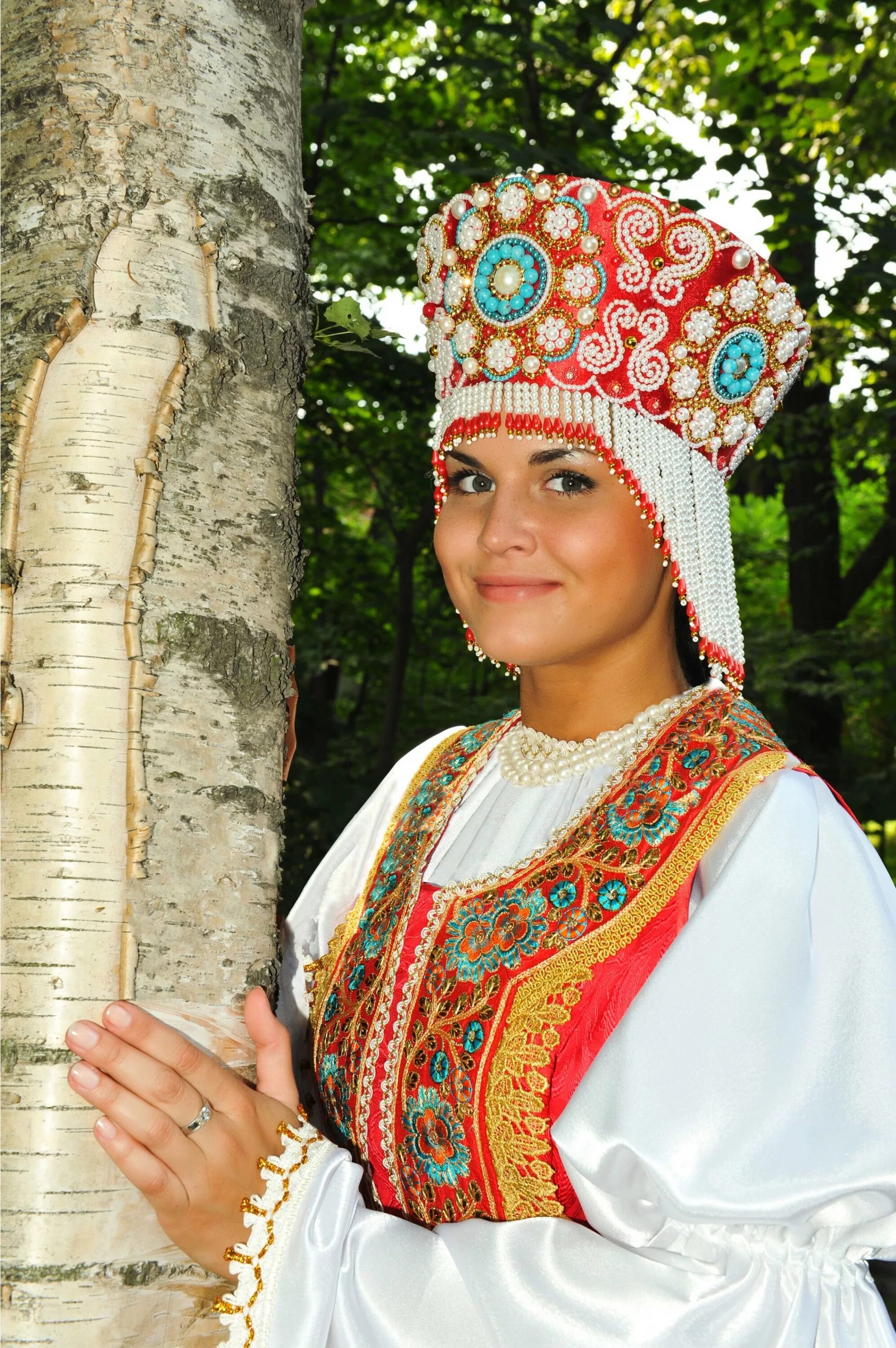 Женщина нар. Русский народный костюм. русский костюм женский. русский народный костюм женский. девушка в русском народном костюме.