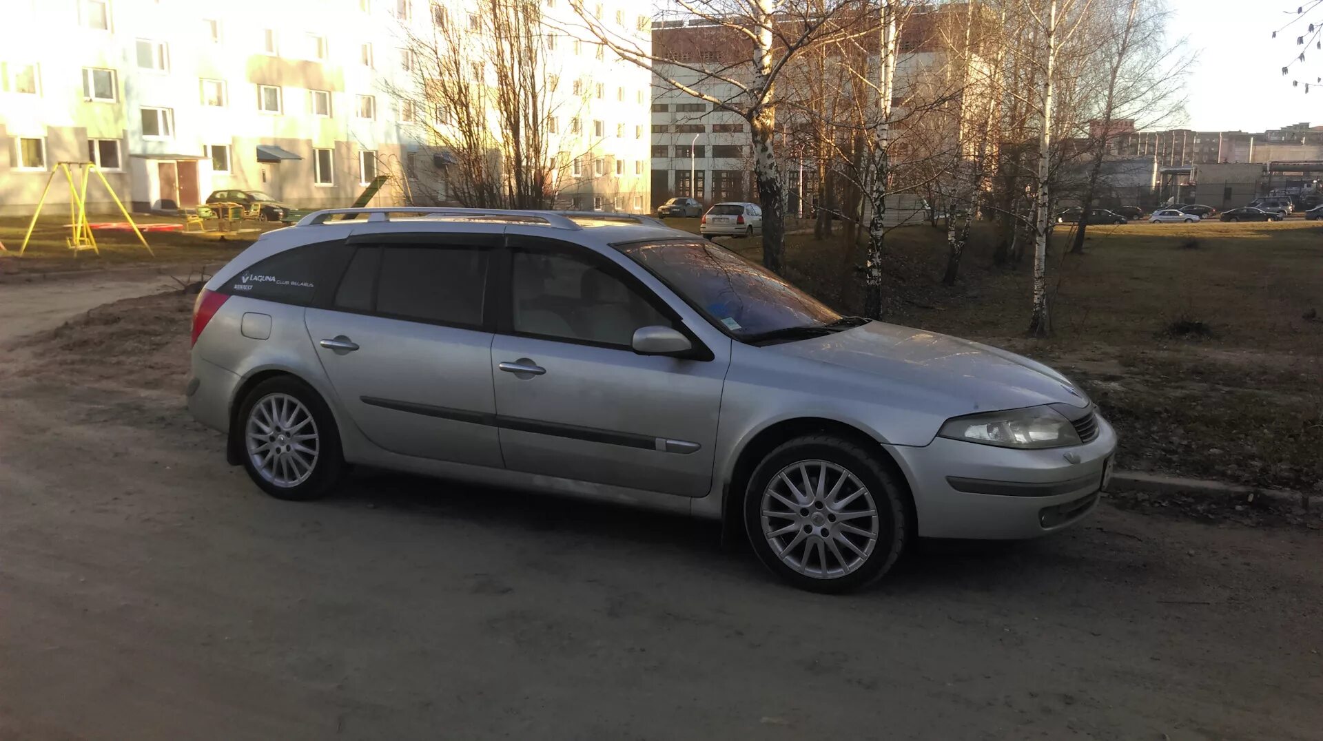 Лагуна 2 универсал дизель. Рено Лагуна 2. Рено Лагуна 2 универсал. Диски Renault Laguna 2. Рено Лагуна 2001 года дизель.