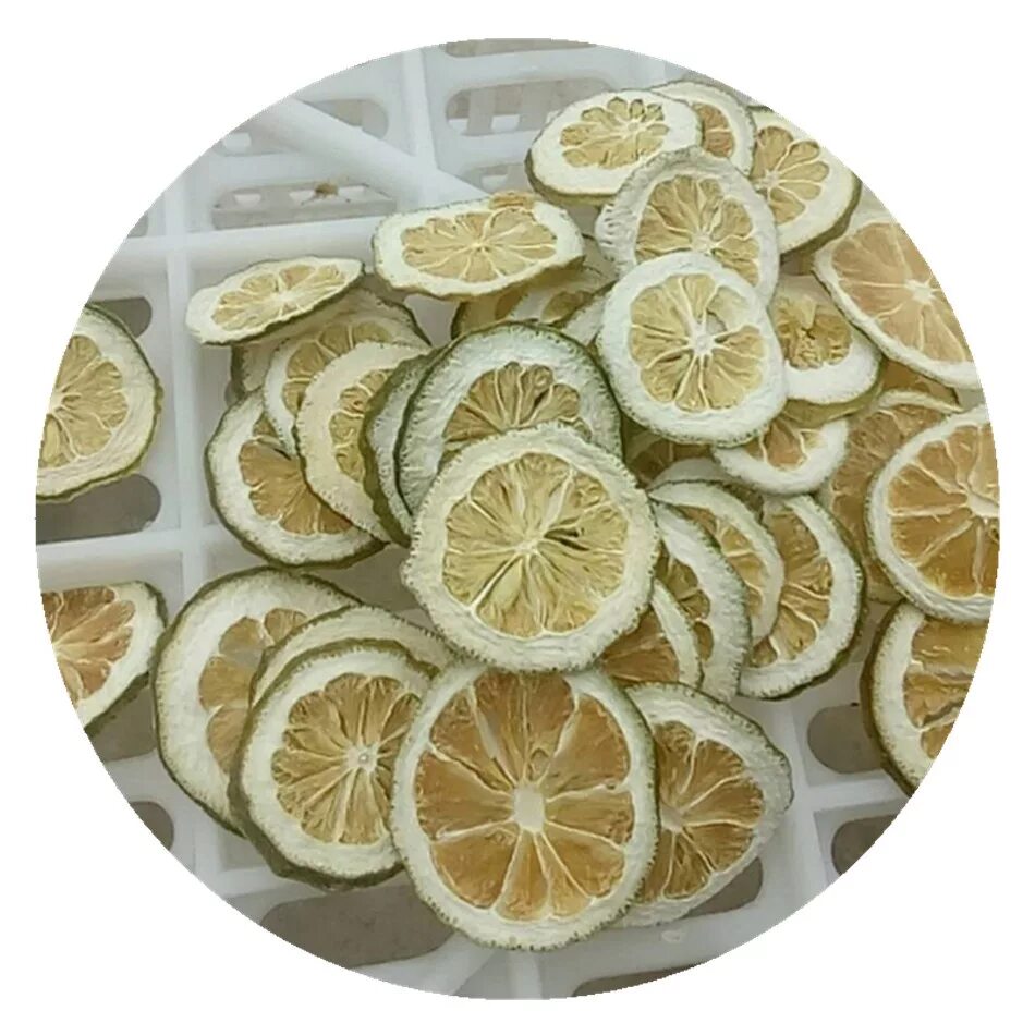 Сушеный лайм. Сухофрукты лайм. Лайм слайсы. Вяленый лимон зеленый. Лимон лайм сушеный.