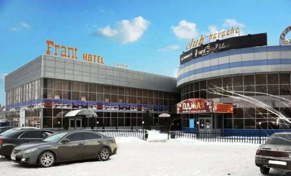 Мотостоп отель. Землячки 23 а волгоград гостиница. Гостиница frant hotel. Гостиница собрание волгоград. Волгоград землячки гостиница.
