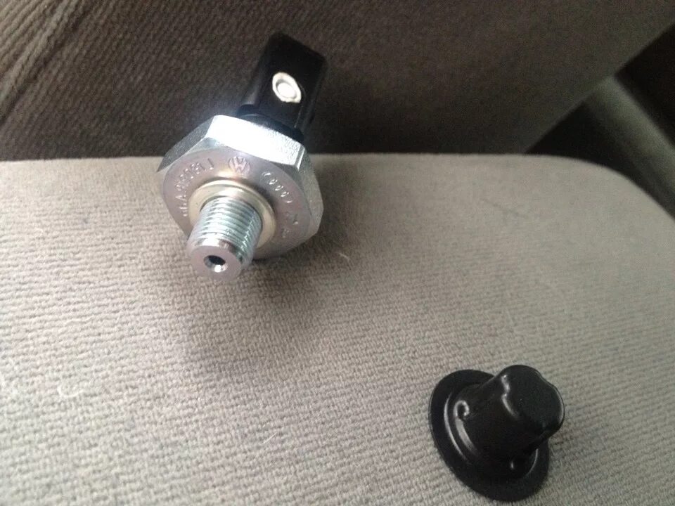 Давление масла vag. Vag 06a 919 081 e. vag 06a 919 081 j датчик давления масла в двигателе. 6d16 датчик давления масла. 028–919–081 датчик давления масла.