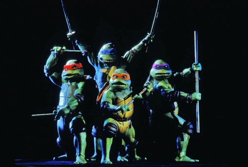 Черепашки ниндзя 1990. Mutant Ninja Turtles 1990. Черепашки-ниндзя фильм 1990 Постер. Микеланджело Черепашки-ниндзя 1990. Teenage Mutant Ninja Turtles, 1990 Art.