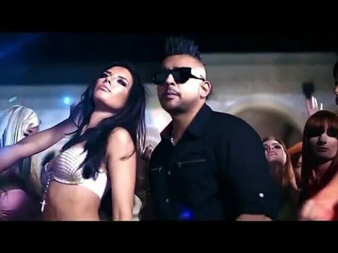 Inna sean paul up dj. Inna Sean Paul. Arash Sean Paul she makes me go. Араш she makes me go. Inna x Sean Paul - up.