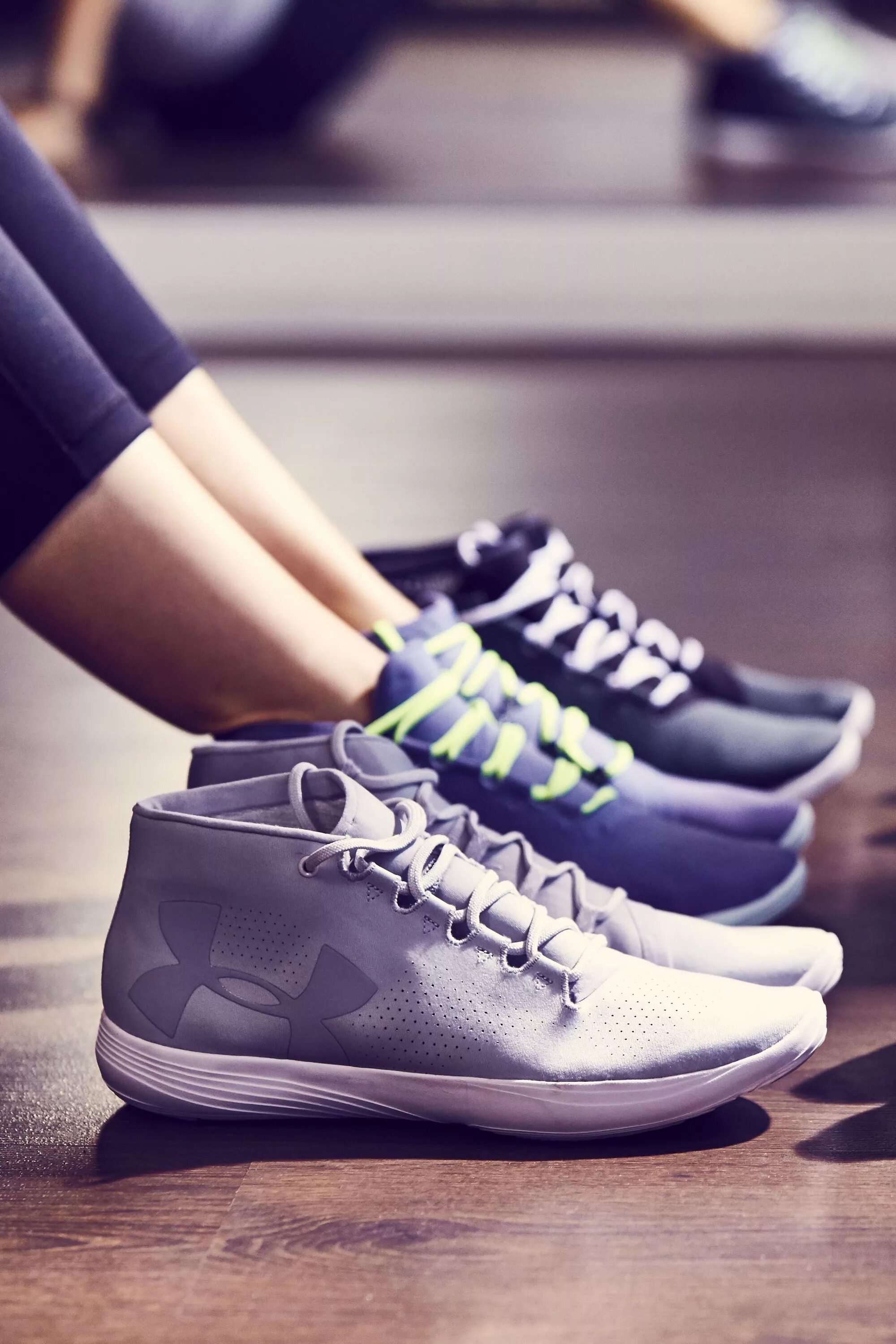 Какую обувь для зала. Nike casual кроссовки женские. спортивная обувь для зала женская. nike wear all day. воркаут обувь.