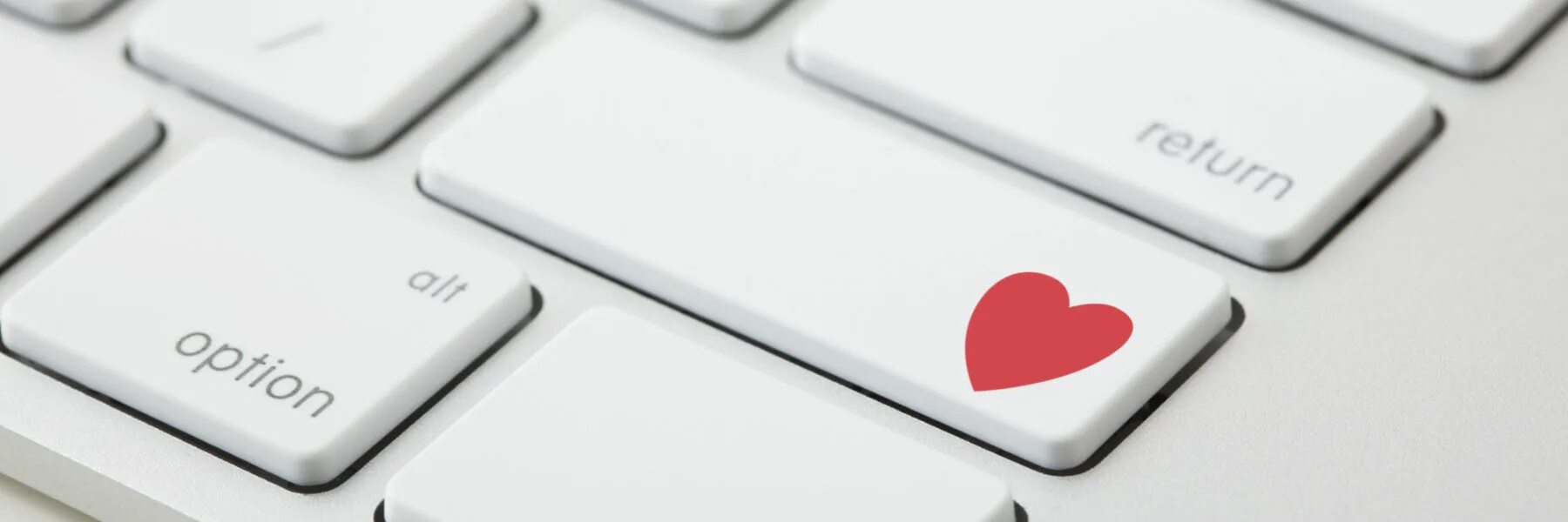 Jyl computer love. Бизнес картинки. Love is компьютер. Сердце компьютера. Стикеры любовь.