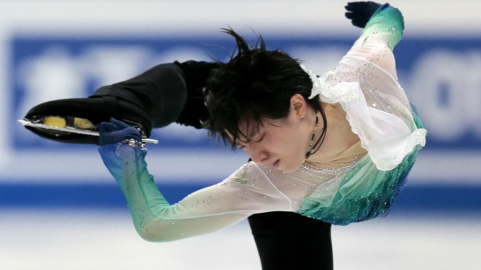 Спортс фигурное катание новости сегодня. Юдзуру Ханю. Юдзуру Ханю 2017. Юдзуру Ханю риттбергер. Четверной риттбергер.