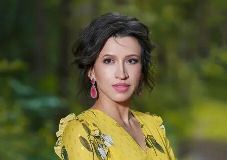 Лена рос