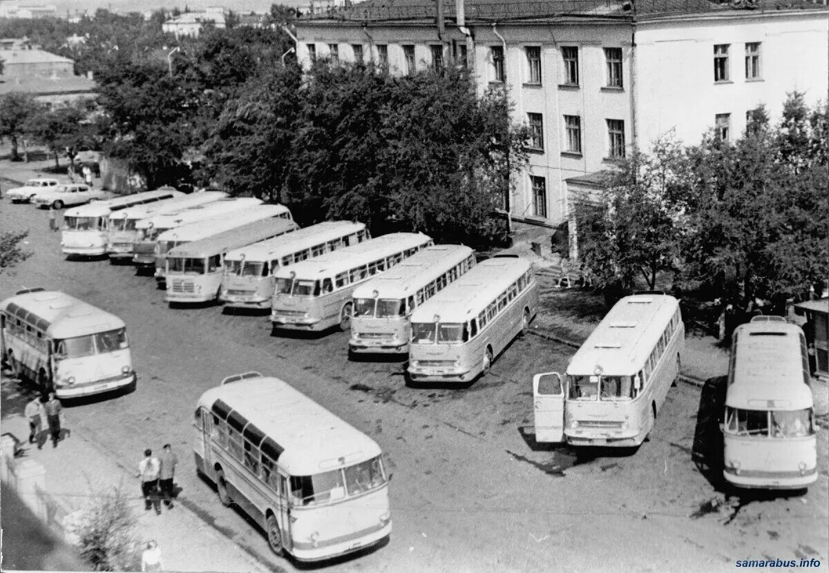 Ikarus 180 в Куйбышеве. Пригородный автовокзал Самара. Куйбышев Пригородный автовокзал. Автовокзал куйбышев