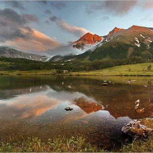 Вулкан вачкажец камчатка. Озеро тахколоч камчатка. Вачкажец камчатка. Вачкажец озеро тахколоч. Вачкажец камчатка маршрут.