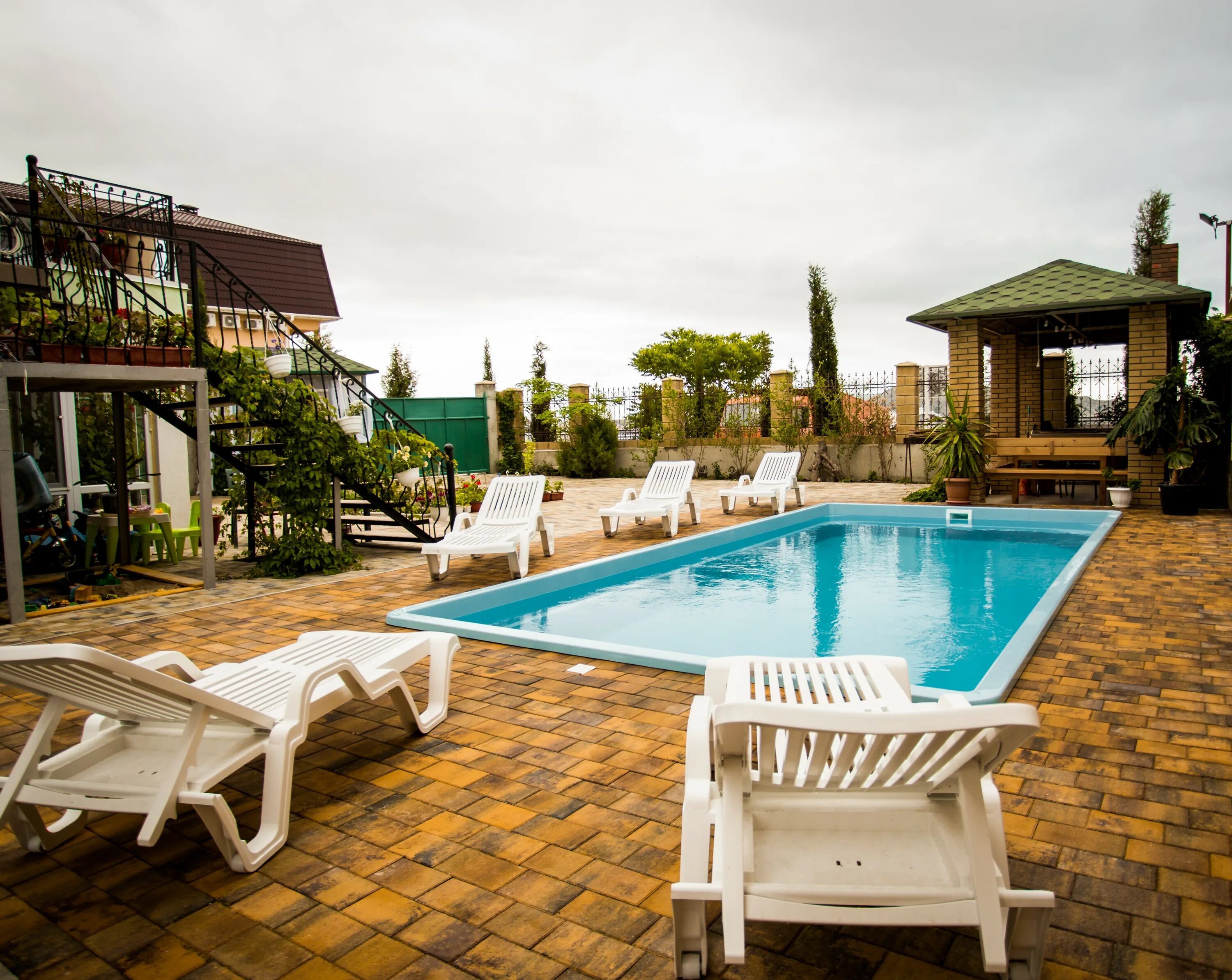 кармел лэниадо. отель грааль кемерово. лазаревское гостевой дом белая акация. гостевой дом акация адлер. краснодарский край сочи улица ленина 153 акация.