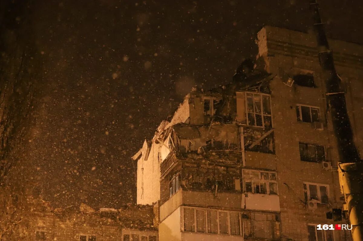 Два взрыва в шахтах. Взорвался дом в шахтах. шахты взорвался дом.