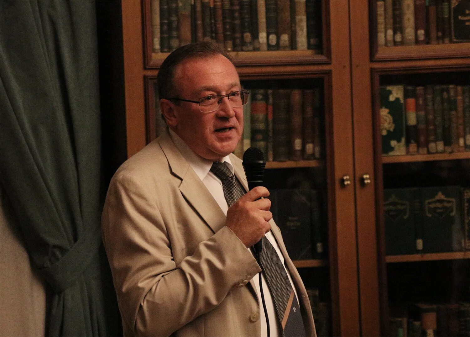 Булинская екатерина владимировна мгу мехмат. Профессора мехмат мгу. Булинский мехмат мгу. Бухштабер наталья викторовна. Калмыков степан николаевич мгу.