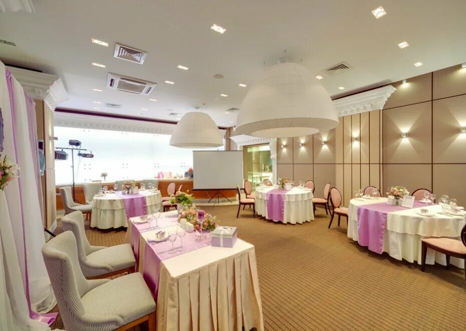 холла екатеринбург. гостиница гранд холл екатеринбург. синара холл. классик холл на московской горке. гагарина 30а екатеринбург гранд холл.