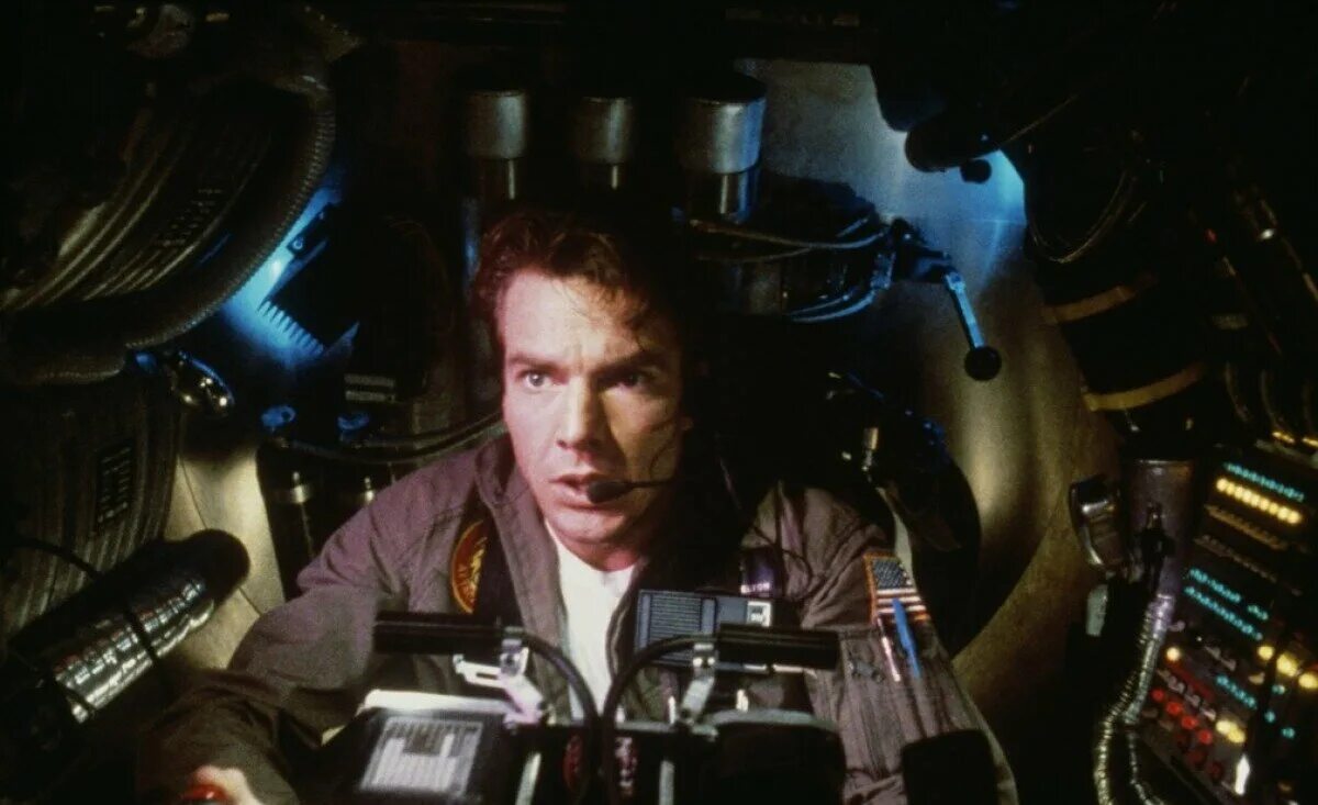 Внутреннее пространство 7. Мэг райан внутреннее пространство. Внутреннее пространство фильм 1987 актёры. Внутреннее пространство 7. Внутреннее пространство 7.