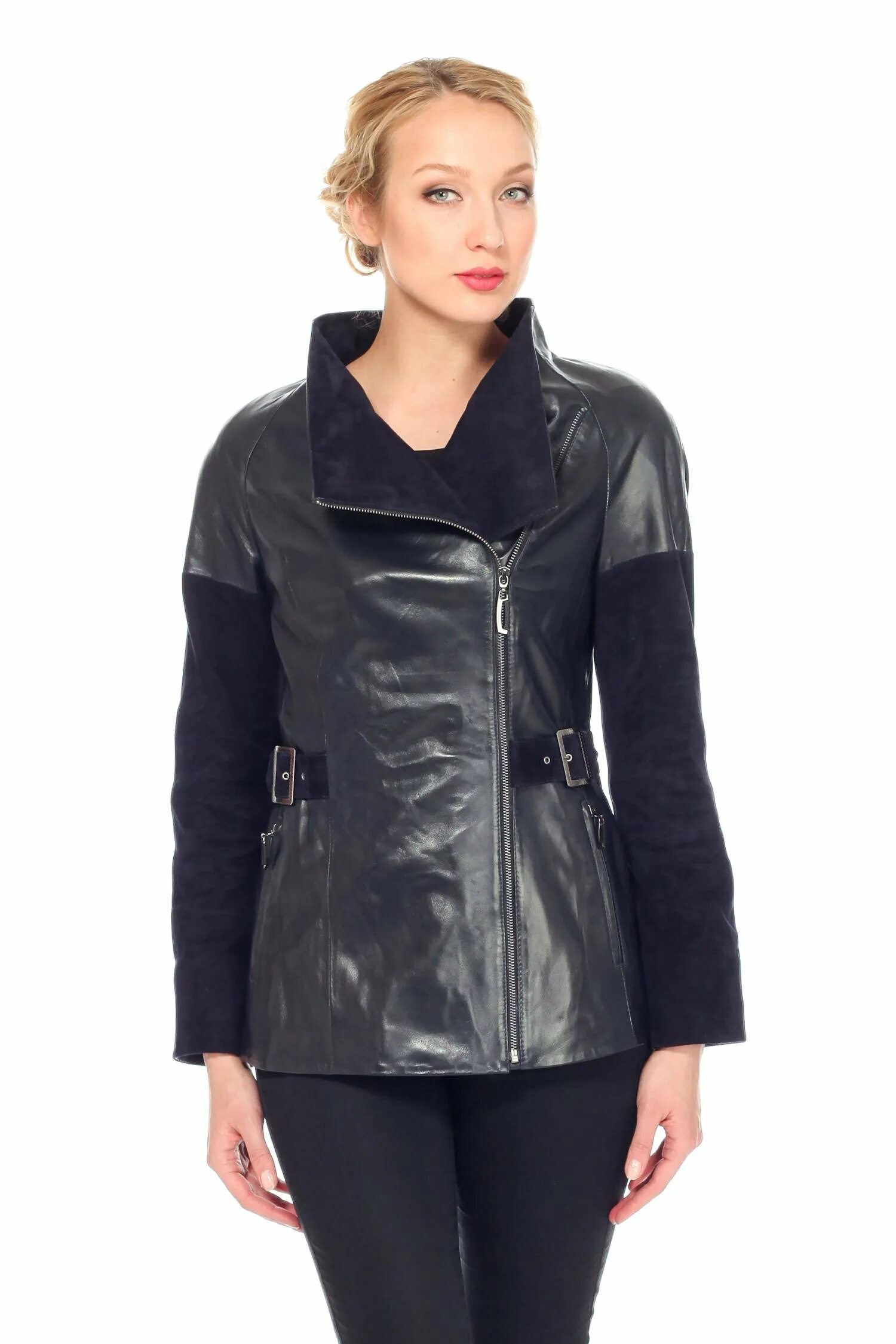 Натуральные комбинированные. Кожаная куртка комбинированная. Комбинированные кожаные куртки женские. Куртка комбинированная с кожей женская. Куртки кожаные комбинированные с замшей.