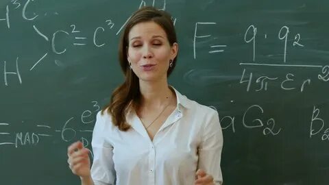 Учительница по математике 5 класс