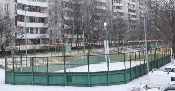 Каток орехово борисово. Каток ореховый бульвар. Зеленодольский каток. Каток ореховый бульвар 24. Каток ореховый бульвар.