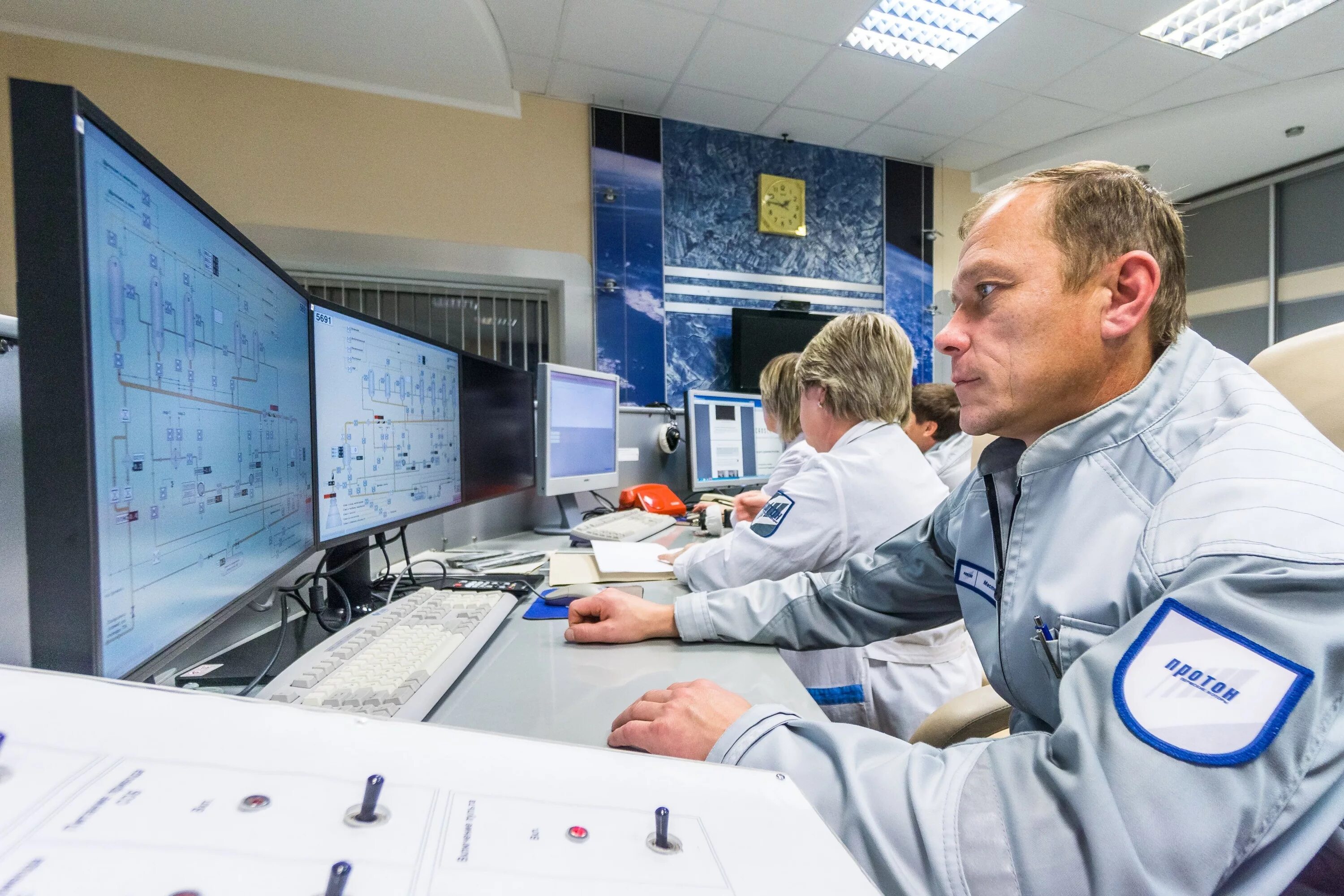 Протон пм пономарев антон. Комсомольский проспект 98б пермь. Протон-пм пермь. Комсомольский проспект 98б пермь. Новые образовательные центры перми.